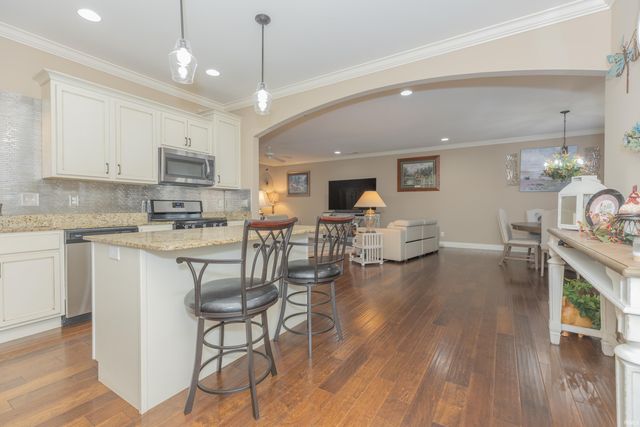 5023 Paddock Drive, Evansville, IN 47715