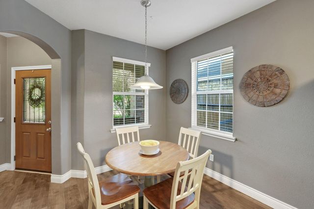 4618 Legends Bay Drive, Baytown, TX 77523