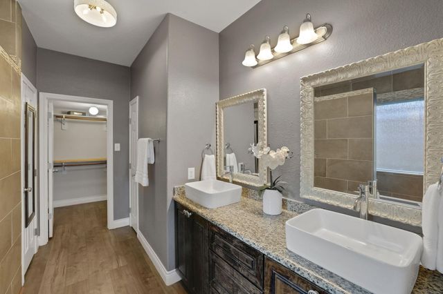 4618 Legends Bay Drive, Baytown, TX 77523