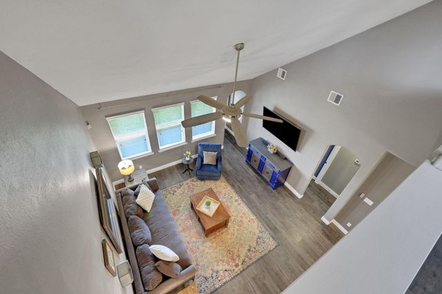 4618 Legends Bay Drive, Baytown, TX 77523