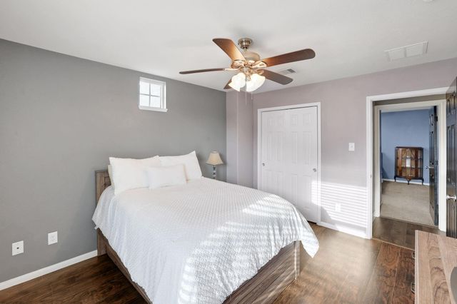 4618 Legends Bay Drive, Baytown, TX 77523