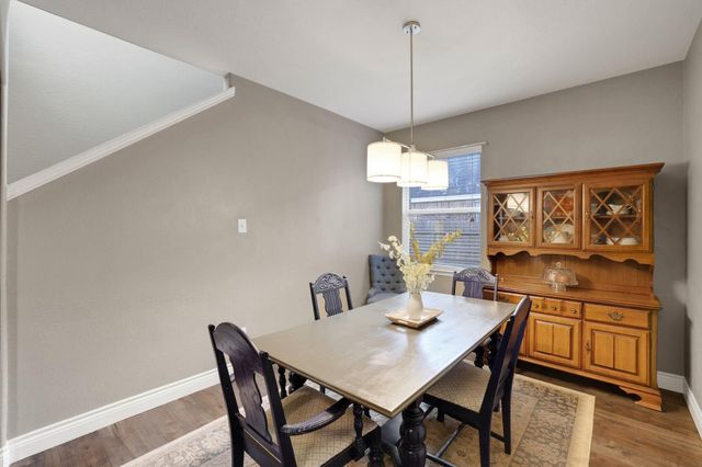 4618 Legends Bay Drive, Baytown, TX 77523