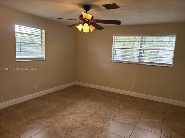 127 NW 13th Ave rear, Dania Beach, FL 33004