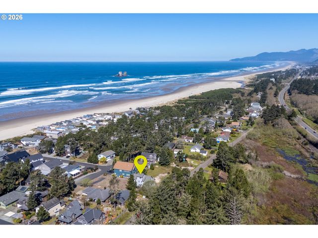 17460 OLD PACIFIC Hwy, Rockaway Beach, OR 97136