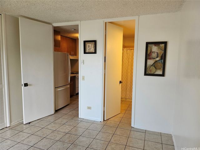 1516 Ward Avenue 701, Honolulu, HI 96822