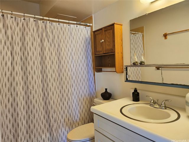 1516 Ward Avenue 701, Honolulu, HI 96822