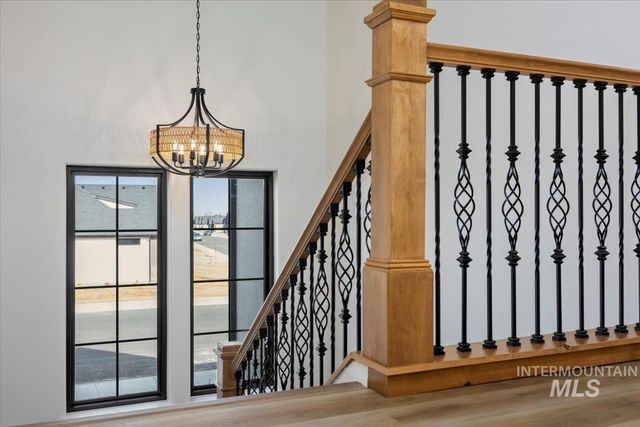 663 Canyon Crest Drive W, Twin Falls, ID 83301