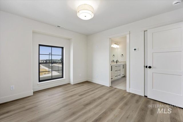 663 Canyon Crest Drive W, Twin Falls, ID 83301