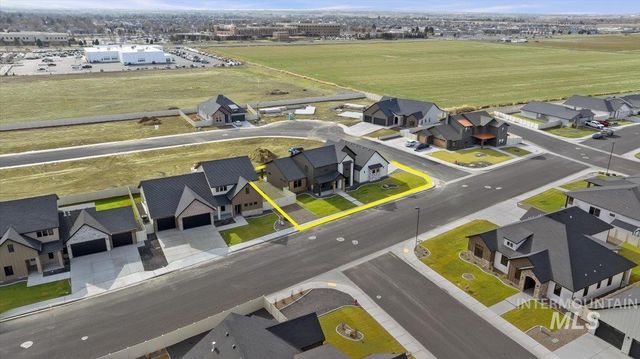 663 Canyon Crest Drive W, Twin Falls, ID 83301