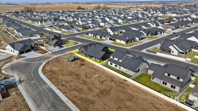 663 Canyon Crest Drive W, Twin Falls, ID 83301