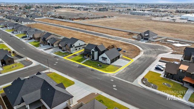 663 Canyon Crest Drive W, Twin Falls, ID 83301