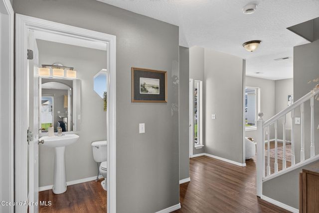 9190 N Torrey LN, Hayden, ID 83835