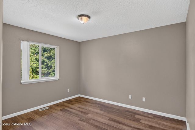 9190 N Torrey LN, Hayden, ID 83835