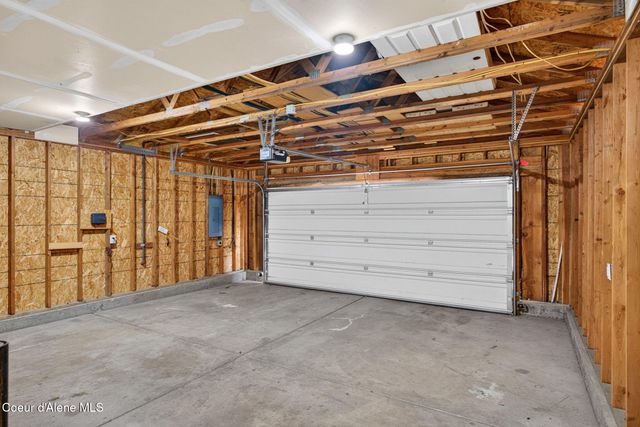 9190 N Torrey LN, Hayden, ID 83835