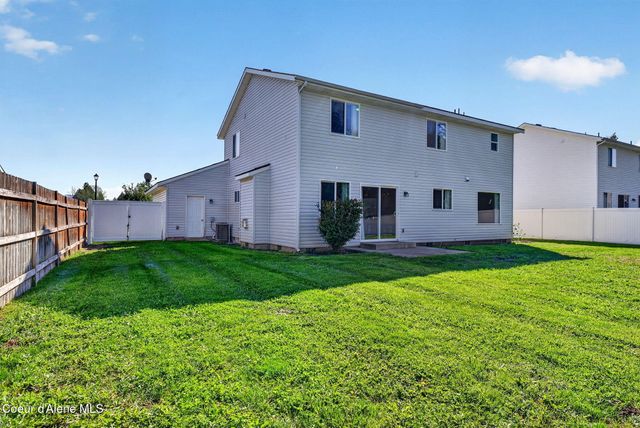 9190 N Torrey LN, Hayden, ID 83835