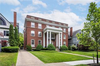 107 Oakland Pl #1 Place, Buffalo, NY 14222