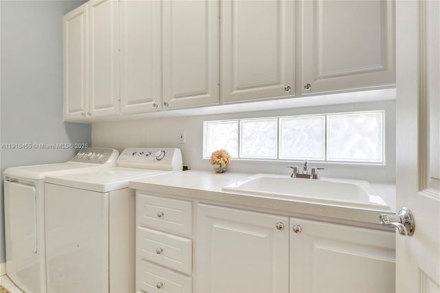 1349 Saint Lawrence Dr, Palm Beach Gardens, FL 33410