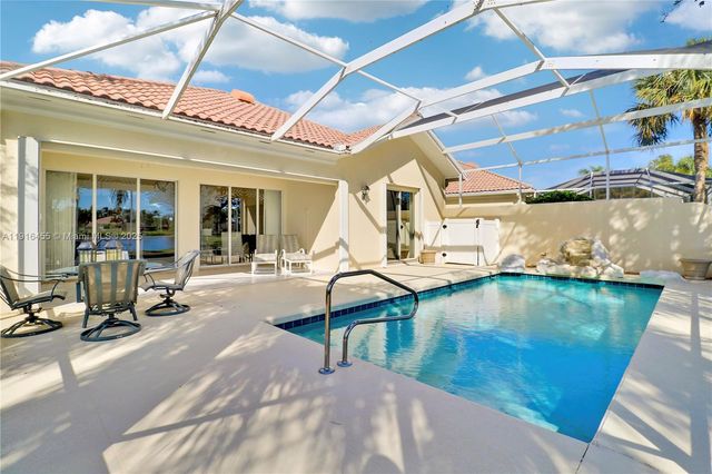 1349 Saint Lawrence Dr, Palm Beach Gardens, FL 33410