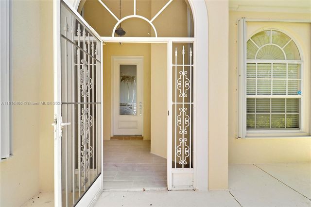 1349 Saint Lawrence Dr, Palm Beach Gardens, FL 33410