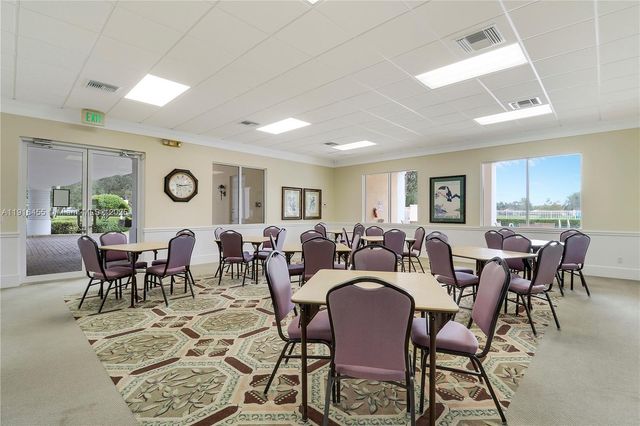 1349 Saint Lawrence Dr, Palm Beach Gardens, FL 33410