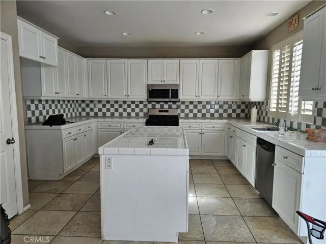 1331 Veronica Trail, Hemet, CA 92545