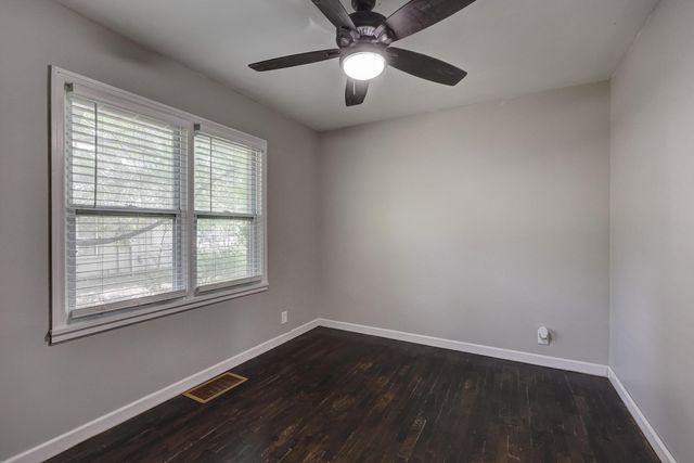 4094 Parkview Drive, Frontenac, KS 66763