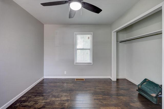 4094 Parkview Drive, Frontenac, KS 66763