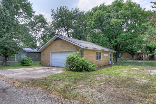4094 Parkview Drive, Frontenac, KS 66763