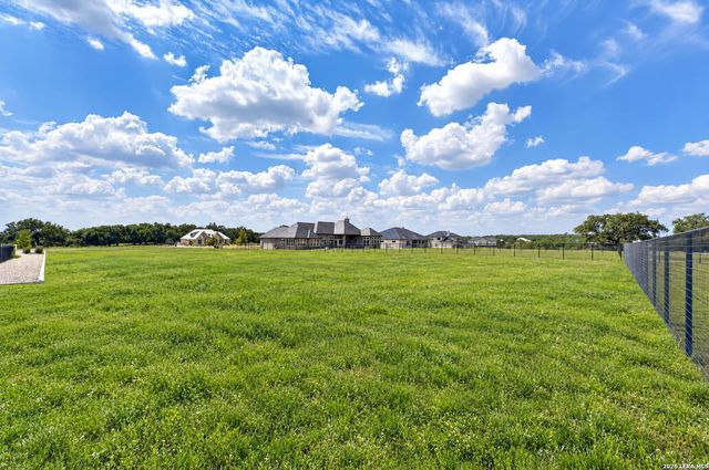 780 ANNABELLE AVE, Bulverde, TX 78163