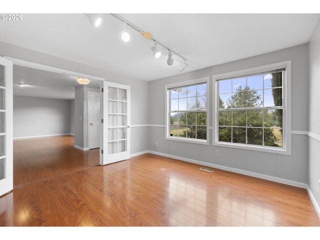 2607 Sw PLEASANT VIEW Dr, Gresham, OR 97080