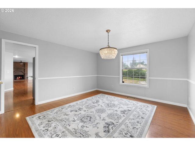 2607 Sw PLEASANT VIEW Dr, Gresham, OR 97080
