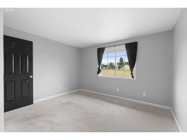 2607 Sw PLEASANT VIEW Dr, Gresham, OR 97080