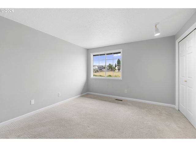 2607 Sw PLEASANT VIEW Dr, Gresham, OR 97080