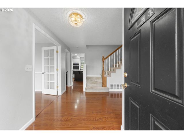 2607 Sw PLEASANT VIEW Dr, Gresham, OR 97080