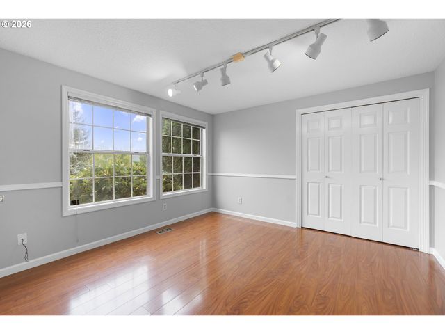 2607 Sw PLEASANT VIEW Dr, Gresham, OR 97080