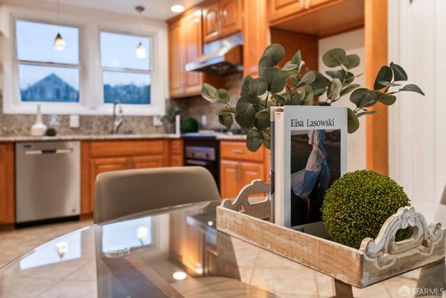 211 Sadowa Street, San Francisco, CA 94112