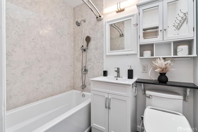 211 Sadowa Street, San Francisco, CA 94112