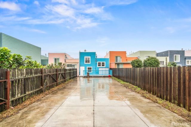 211 Sadowa Street, San Francisco, CA 94112