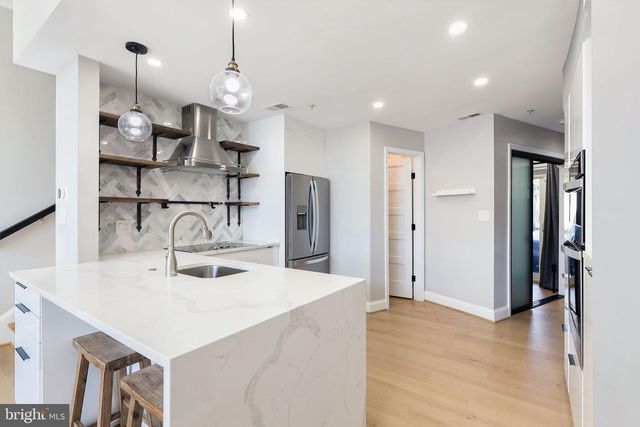 435 RHODE ISLAND AVE NW, Washington, DC 20001