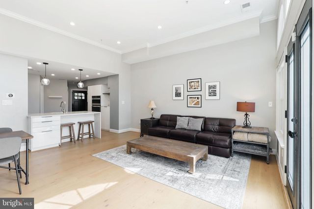 435 RHODE ISLAND AVE NW, Washington, DC 20001