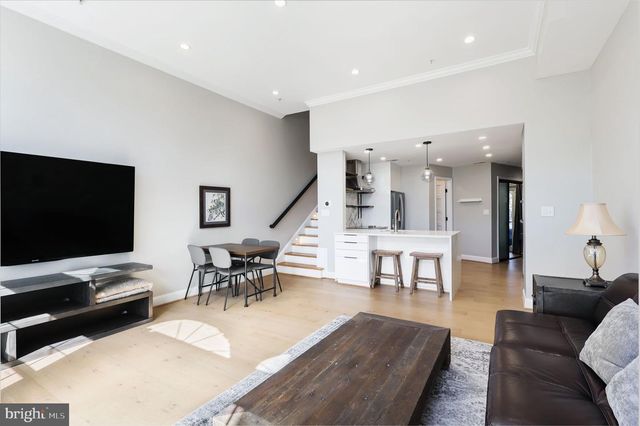 435 RHODE ISLAND AVE NW, Washington, DC 20001