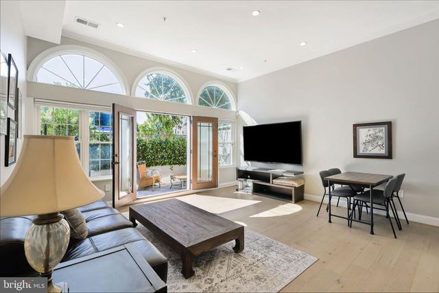 435 RHODE ISLAND AVE NW, Washington, DC 20001