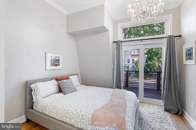 435 RHODE ISLAND AVE NW, Washington, DC 20001