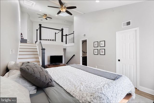 435 RHODE ISLAND AVE NW, Washington, DC 20001