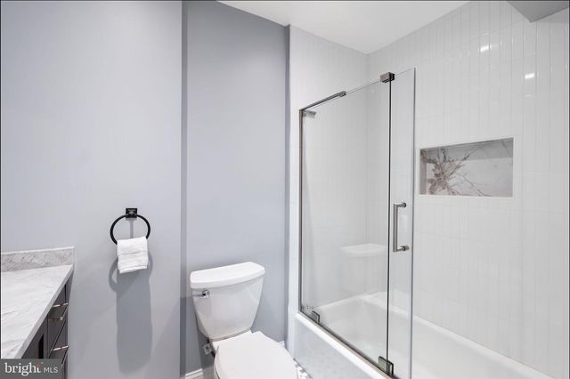 435 RHODE ISLAND AVE NW, Washington, DC 20001