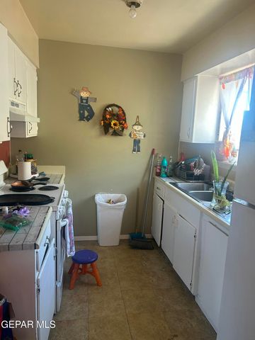 1263 N N.Cotton Street, El Paso, TX 79902