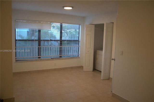 2826 S University Drive 3203, Davie, FL 33328