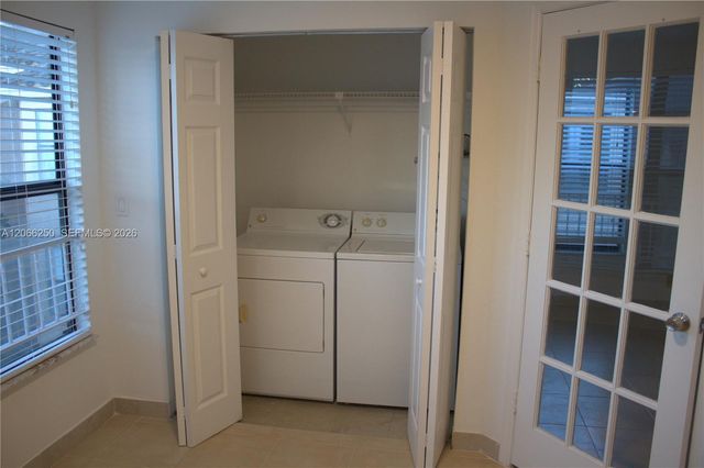 2826 S University Drive 3203, Davie, FL 33328