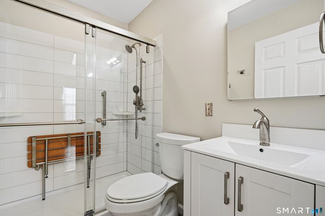 31 Saint George Place 31, Newtown, CT 06482