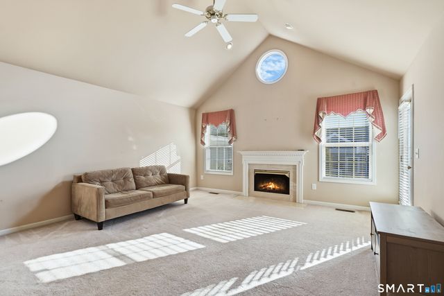 31 Saint George Place 31, Newtown, CT 06482